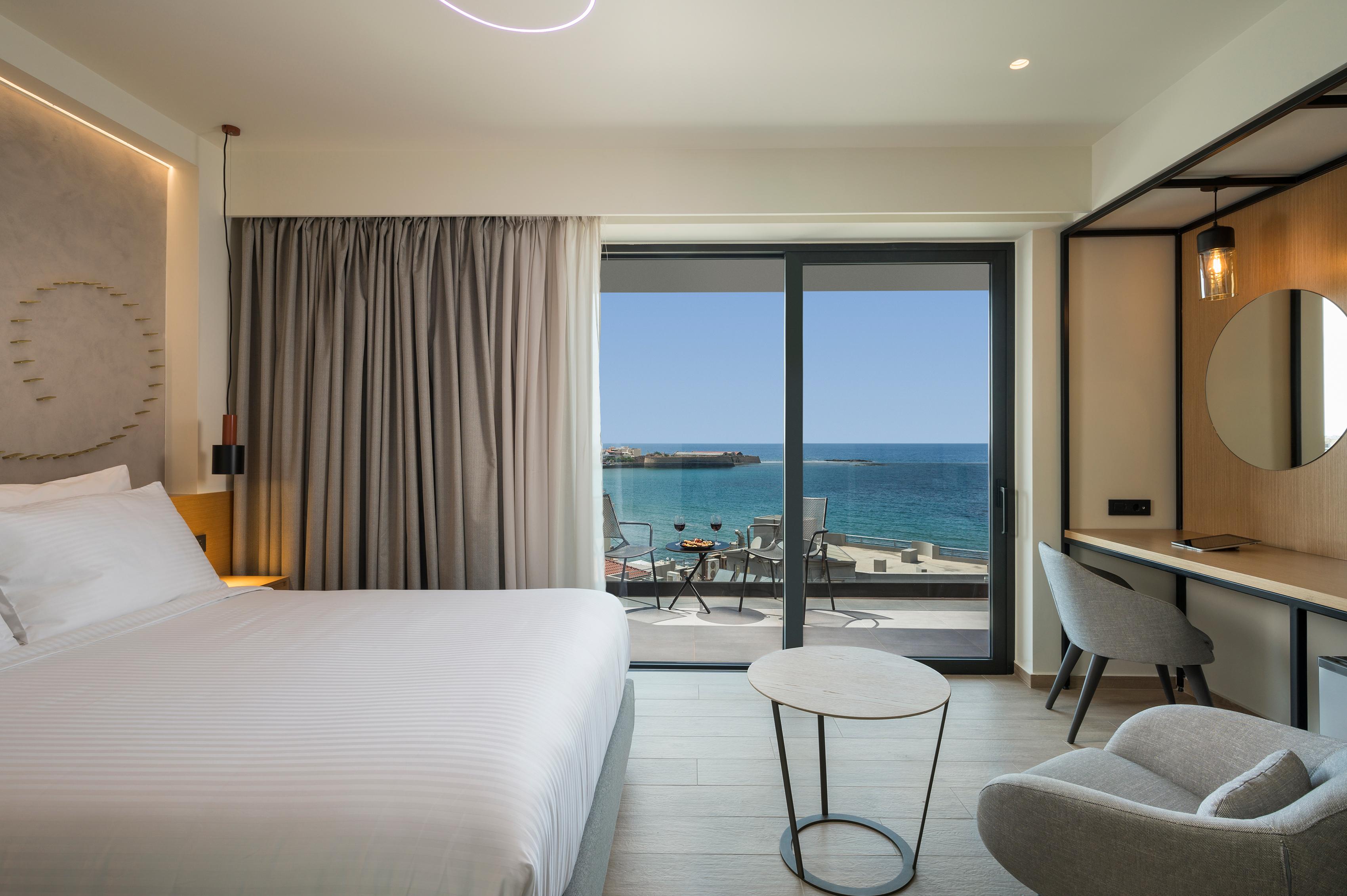 Hyperion & 4* Chania (Crete)