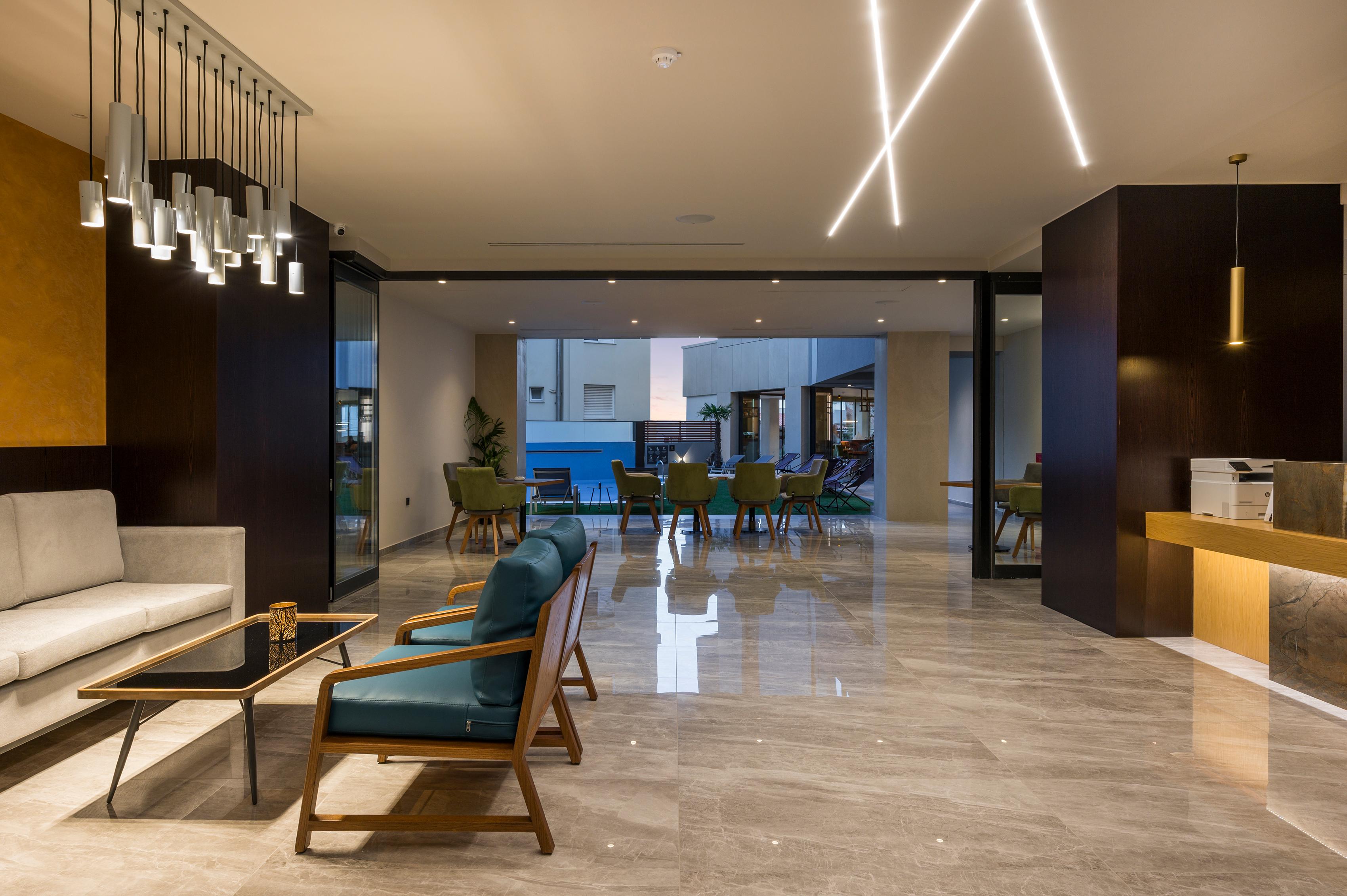 Hyperion & 4* Chania (Crete)