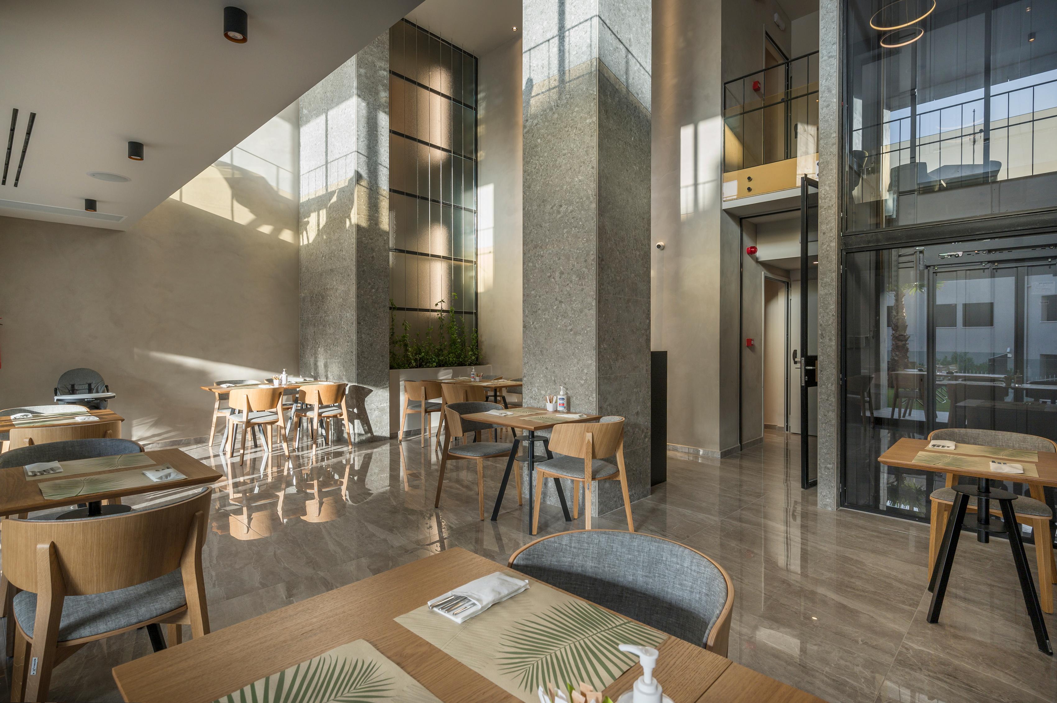 Hyperion & Hotel Chania (Crete)