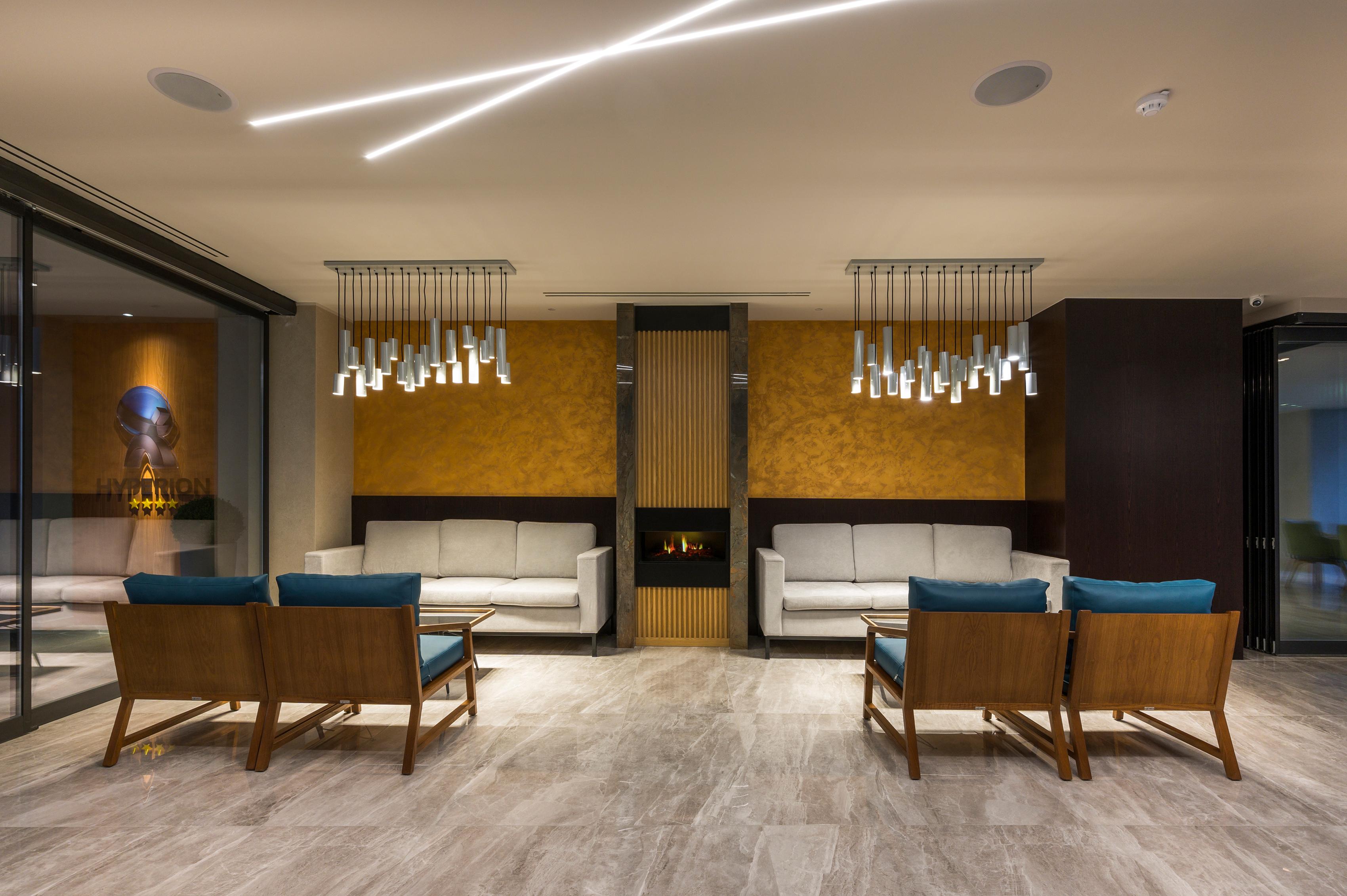 Hyperion & Hotel Chania (Crete)